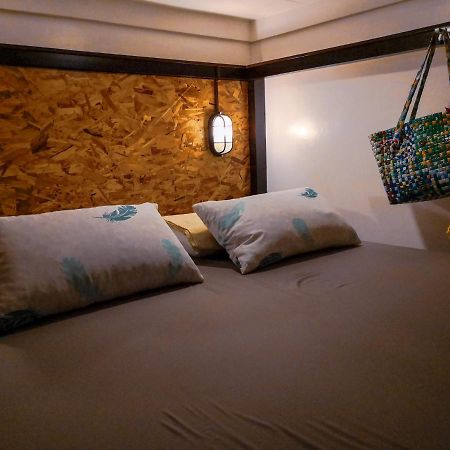 Spinning Cat Hostel (Adults Only) Tagbilaran Extérieur photo
