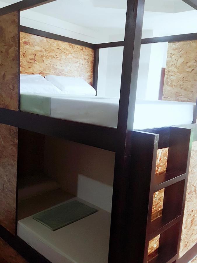Spinning Cat Hostel (Adults Only) Tagbilaran Extérieur photo