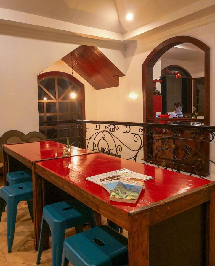 Spinning Cat Hostel (Adults Only) Tagbilaran Extérieur photo